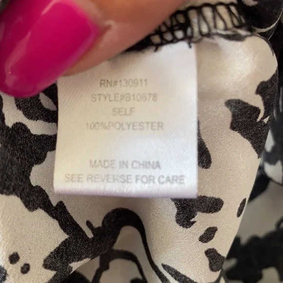 Black Rainn Blouse - Picture 7 of 8